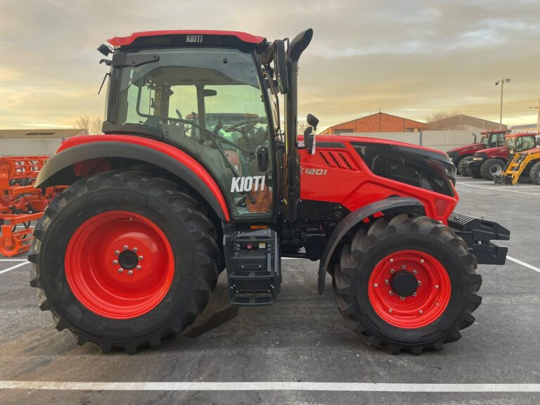 Tractor rojo